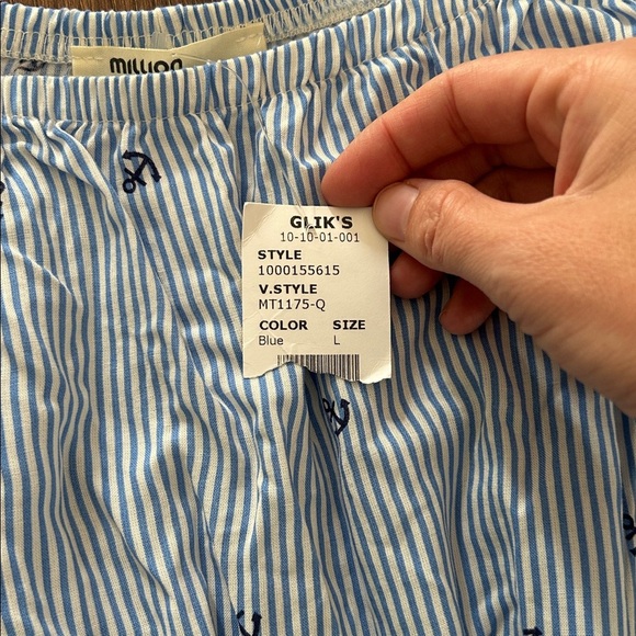 NWT Million Bullpup Blue Striped Off-Shoulder Top with Anchors | Nautical | - Picture 4 of 7